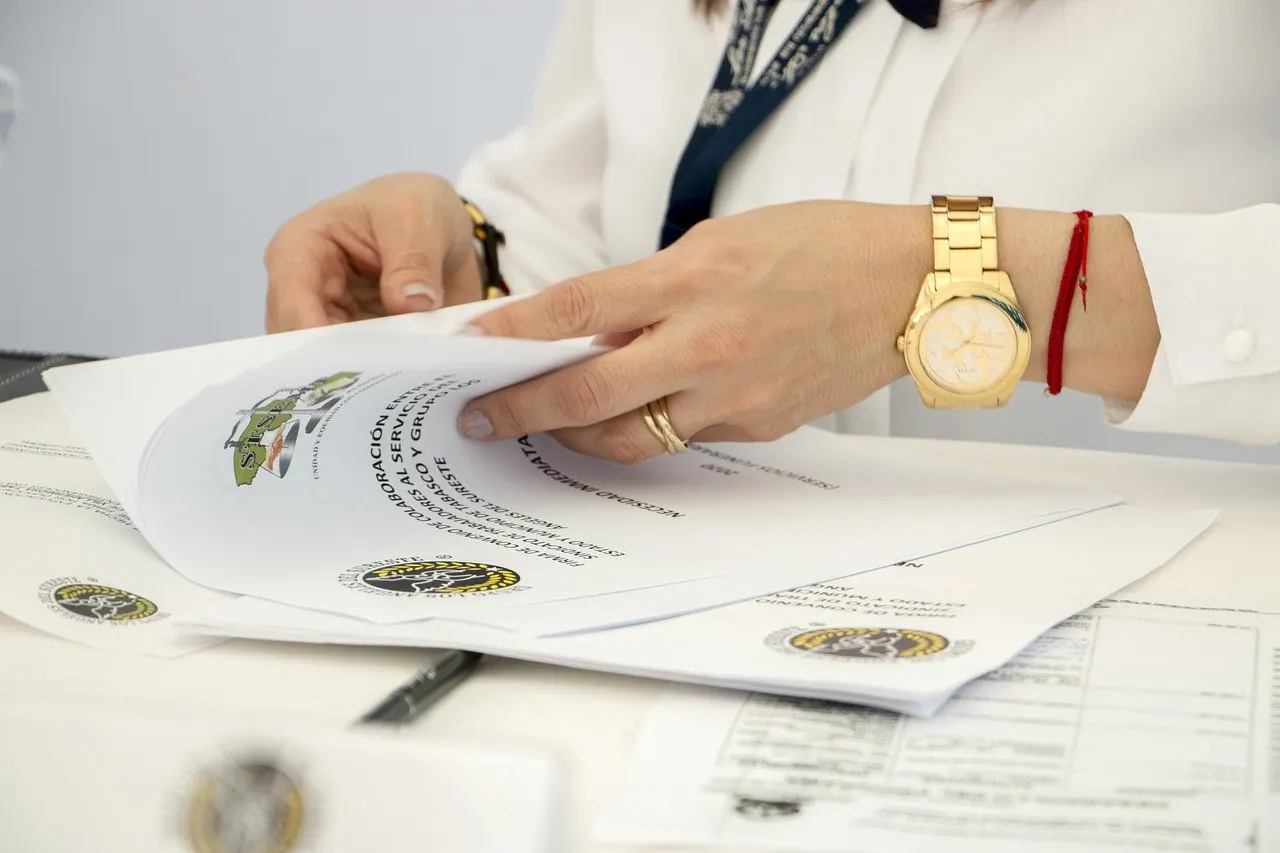 Signing a business contract